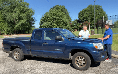 Chiếc bán tải Toyota Tacoma này đã chạy trên 2,44 triệu km trong hơn 13 năm qua