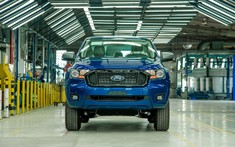 Bản lắp ráp của Ford Ranger liệu có thể cản bước tiến của Toyota Hilux và Mitsubishi Triton?