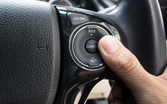 Hệ thống kiểm soát hành trình Cruise Control: Tính năng hay nhưng ít tài xế Việt mặn mà