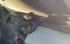Đây là cảnh tượng bên trong xe bán tải Ford Super Duty sau khi bị sét đánh trúng