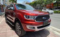 Ford Everest 2021 bản "full option" mới chạy lướt 300km rao bán lỗ "bay" ngay 200 triệu đồng