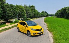 Mỗi tháng dư 10 triệu, tiết kiệm được 300 triệu có nên mua ô tô?