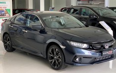 Honda Civic giảm giá tới 150 triệu đồng tại đại lý, “phát súng đầu” cho chiến dịch xả kho đón bản mới