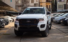 Vừa về đại lý, Ford Ranger lắp ráp nhận ưu đãi đến 60 triệu đồng, vẫn có bản nhập khẩu cho tín đồ "sính ngoại"