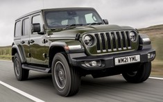 Jeep Wrangler 2021 80th Anniversary Edition trình làng với màu xanh quân đội cực ngầu
