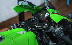 Kawasaki ZX-10R 2021 - Siêu mô tô giá tốt nhất phân khúc chính thức có mặt tại Việt Nam