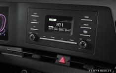 Kia Sportage 2022 bản tiêu chuẩn được trang bị nội thất lạc hậu như Seltos Deluxe từng bán ở Việt Nam