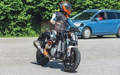 Naked bike KTM Duke 990 hé lộ ảnh thử nghiệm rõ nét, sẵn sàng thay thế cho dòng xe 890