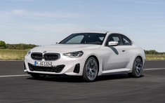 Nâng cấp toàn diện, BMW 2-Series Coupe 2022 mới chào giá 838 triệu đồng