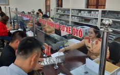 Người dân đã có thể đăng ký xe mới trực tuyến, không còn cảnh xếp hàng chờ đợi