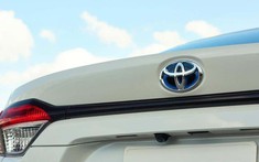 Toyota bắt tay với Panasonic nhằm tăng sản lượng pin xe điện, cạnh tranh trực tiếp với Trung Quốc và Hàn Quốc