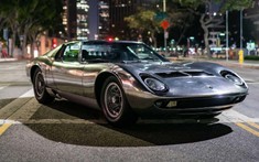 Chiếc Lamborghini Miura P400 S 1971 thân vỏ trần trụi không sơn này có giá tới 2 triệu USD