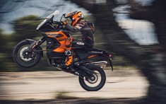 ADV "chúa" KTM 1290 Super Adventure báo giá gần 800 triệu đồng tại Đông Nam Á