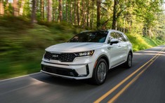 Kia Sorento có thêm phiên bản plug-in hybrid, thêm nhiều trang bị tiêu chuẩn mới