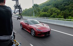 Ferrari Portofino M và SF90 Stradale tuyệt đẹp qua ống kính điện thoại iPhone