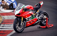 Minh "Nhựa" để mắt đến Ducati Panigale V2 Bayliss siêu đặc biệt