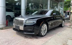 Cận cảnh xe siêu sang Rolls-Royce Ghost 2021 độc nhất tại Việt Nam