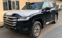 Toyota Land Cruiser 2022 đầu tiên về Việt Nam, nhập từ Nhật Bản, cắt đi nhiều trang bị