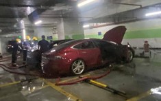 Thêm một chiếc Tesla Model S tự bốc cháy khi đang đỗ, nguyên nhân chưa xác định