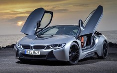 Siêu xe BMW i8 tại Việt Nam có giá bao nhiêu?