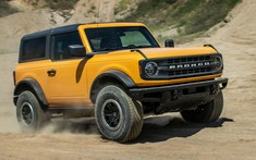 Ford phải tạm ngừng nhận đơn đặt hàng cho mẫu SUV Bronco vì quá "hot"