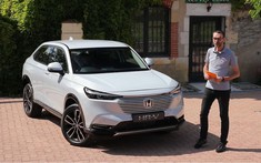 "Bóc tem" Honda HR-V 2022 ngoài đời thực: "Lột xác" để thách thức Kia Seltos
