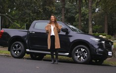 Đây là Mazda BT-50 2021 ngoài đời thực: Bán tải mềm mại liệu có thuyết phục được khách Việt?