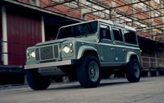 Land Rover Defender cổ điển được phục chế với động cơ V8 650 mã lực, giá gần 7 tỷ đồng