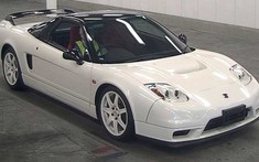 Chiếc Honda NSX Type R cũ này có giá bán đắt hơn cả siêu xe đời mới