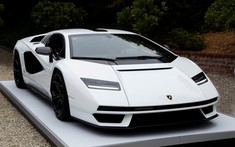 Siêu phẩm Lamborghini Countach LPI 800-4 2022 "cháy hàng" ngay sau khi ra mắt