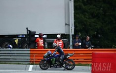 Một tay đua MotoGP bị gạch tên khỏi danh sách thi đấu vì "tự phá xe"