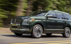 Lincoln Navigator 2022 chính thức ra mắt, có thể tự lái mà không cần tài xế đặt tay lên vô lăng