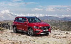 Ra mắt Mercedes-AMG GLB 35 4Matic 2021: giá 2,69 tỷ đồng, đã “xe gia đình” lại còn thể thao