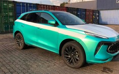 Mẫu “xe tàu” Dongfeng T5 Evo bất ngờ xuất hiện tại cảng Việt Nam, thiết kế như Maserati