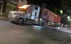 Hải Phòng: Tông vào xe rác và ngã ra đường, người đi xe máy tử vong dưới bánh xe container