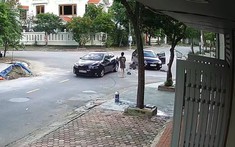 Video: Cô gái trẻ lái ô tô băng qua ngã tư, tông trúng chiếc Honda Civic tại Thanh Hóa