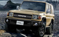 SUV việt dã 37 tuổi Toyota Land Cruiser 70 Series được bổ sung phiên bản 70th Anniversary