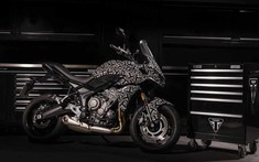 "Hổ con" Triumph Tiger Sport 660 hoàn toàn mới vừa được hé lộ qua loạt ảnh chạy thử đầy hấp dẫn