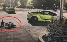 Video: Thanh niên chạy xe đạp điện ngược chiều, tông trúng siêu xe Lamborghini, thiệt hại hơn 350 triệu đồng
