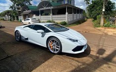 Thanh niên 9X ở Tây Nguyên tiết lộ giá mua siêu xe Lamborghini Huracan, đây là ô tô thứ 2 trong đời