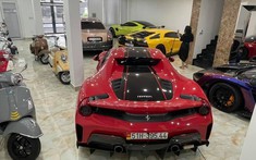 Ngắm garage sắp đón siêu phẩm Koenigsegg Regera về Việt Nam, tổng giá trị phải gần 320 tỷ đồng