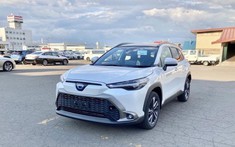 Ảnh thực tế Toyota Corolla Cross 2022 tại đại lý, nhiều thay đổi và thêm trang bị