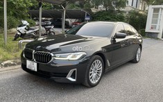 Lăn bánh 1.500km, BMW 520i 2021 bán lỗ hơn 400 triệu