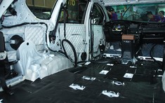 Cách khắc phục tiếng ồn trong khoang lái ô tô hiệu quả