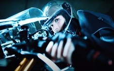 Ducati Panigale V4 S Chrome tuyệt đẹp xuất hiện trong MV mới của Lisa Blackpink