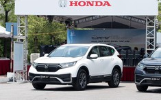 Honda CR-V nhận ưu đãi “hủy diệt” lên tới 200 triệu đồng tại đại lý