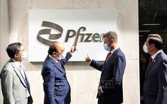 Pfizer cam kết cung cấp cho Việt Nam đủ 31 triệu liều vaccine cho người trưởng thành, 20 triệu liều cho trẻ em trong năm nay