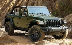 Jeep Wrangler Unlimited Willys Xtreme Recon - SUV phong cách quân đội khiến nhiều người thích thú