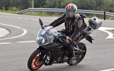 Diện kiến mô tô thể thao KTM RC 390 thế hệ mới