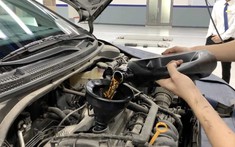 6 dấu hiệu cho thấy ô tô của bạn cần phải thay mới dầu nhớt động cơ